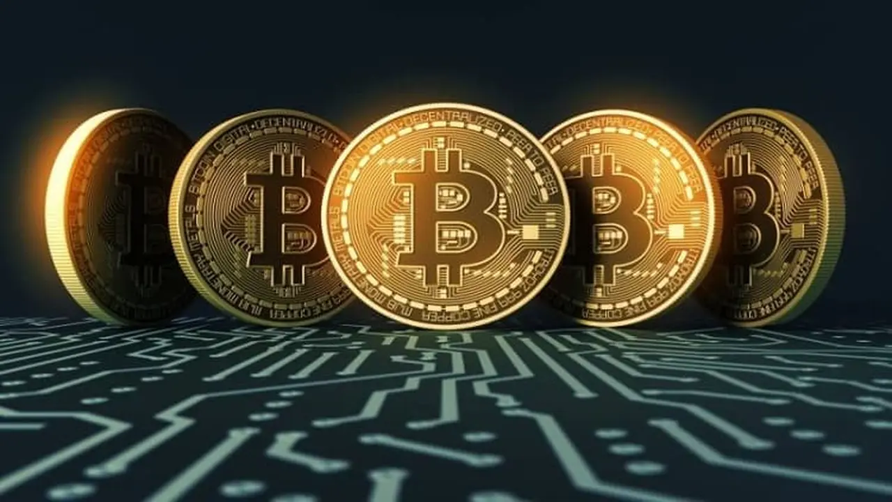 سعر البيتكوين في تعاملات الأحد واتجاهات تقلب أسواق العملات المشفرة العالمية